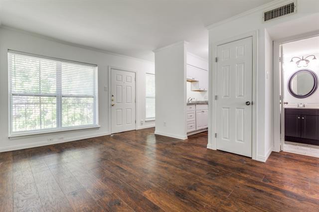 Foto del edificio - 5508 Tremont St