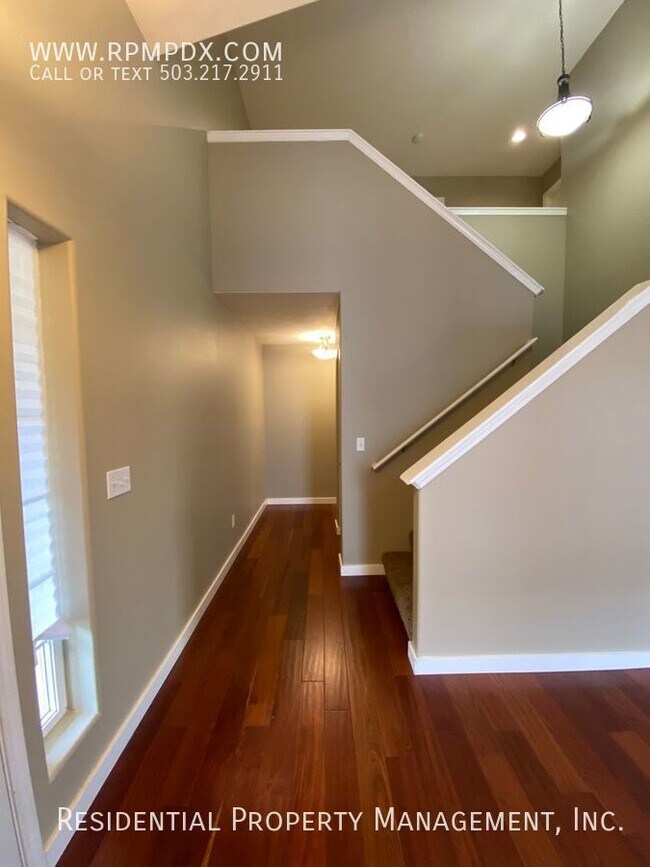 Foto del edificio - 15765 NW Hackney Dr