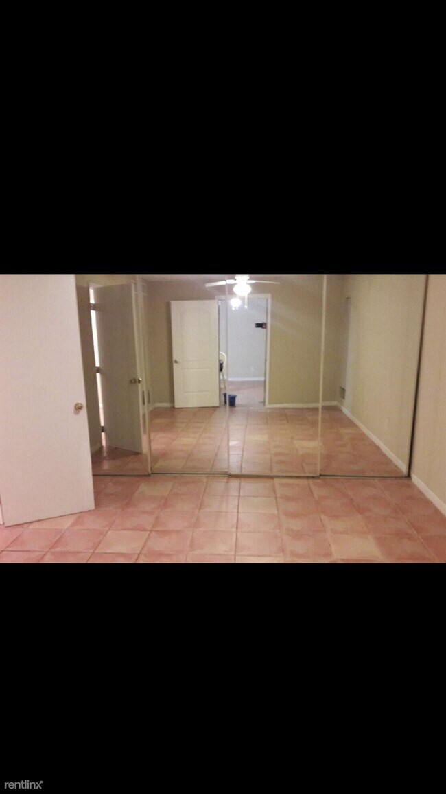 Foto del edificio - 1 br, 1 bath  - EDEN PLACE