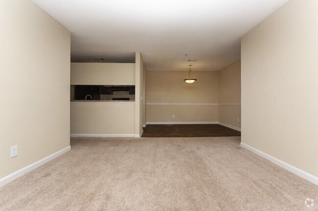 3BR, 2BA - 1248 SF - Lake Crossing Apartment Homes