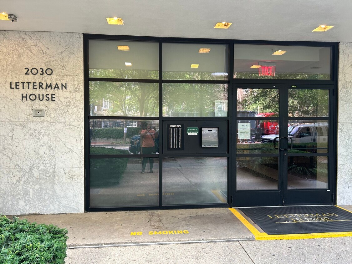 Photo - 2030 F St NW (Washington, DC)