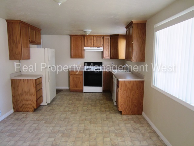 Foto del edificio - 1028 E North Union Ave