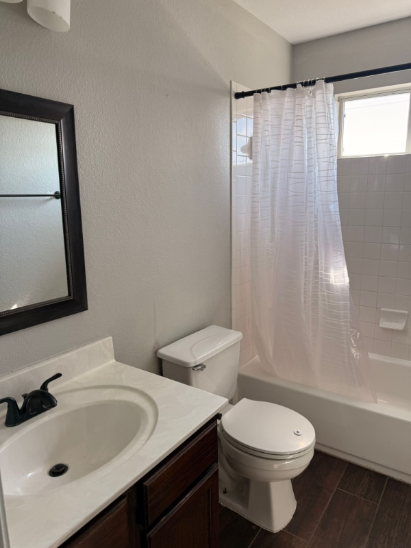 Building Photo - 4912 Donegal Bay Ct