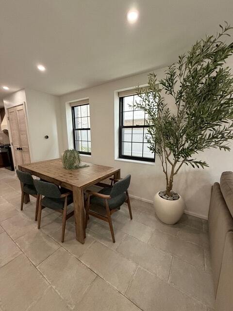 Foto del edificio - 266 9th St