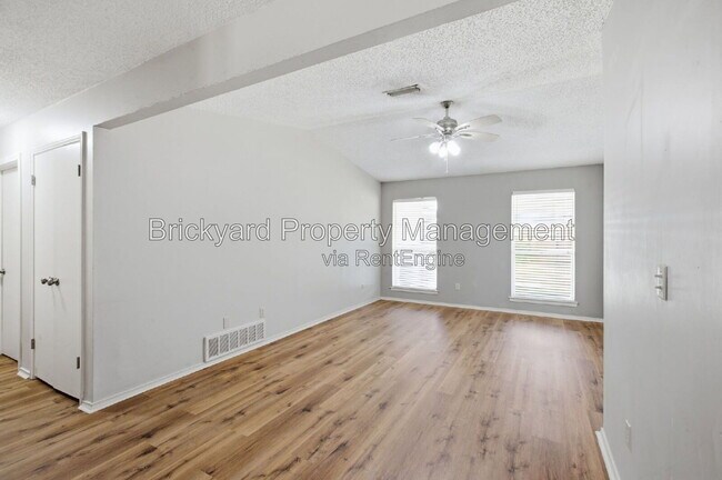 Building Photo - 2007 Berkner Dr