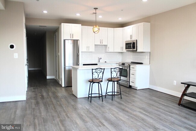 Building Photo - 560 Foxhall Pl SE