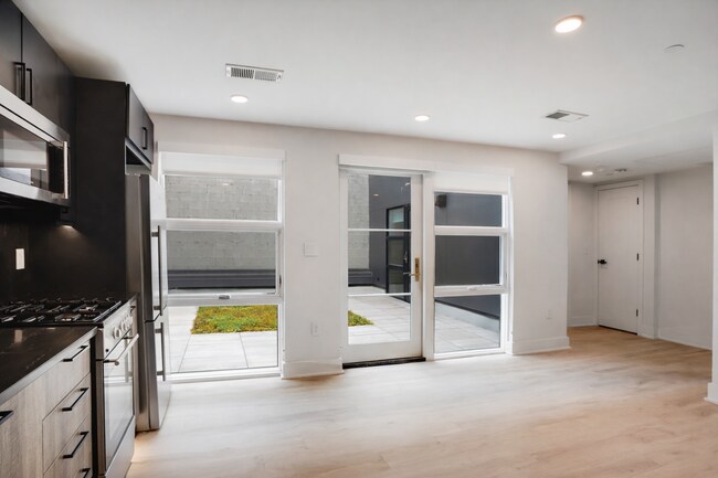 Foto del edificio - 1716 14th St NW