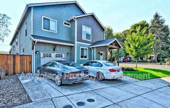 Building Photo - 2092 NW Arthur Pl