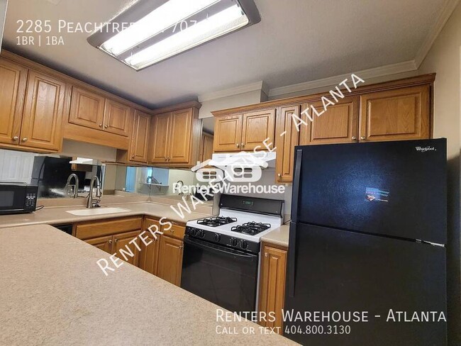 Building Photo - 2285 Peachtree Rd