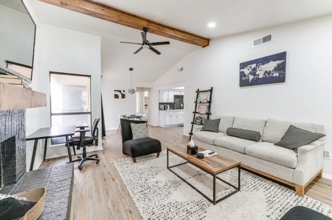 Photo - 2912 Pegasus Dr Townhome