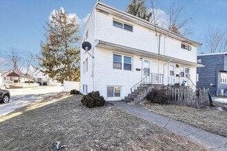 Building Photo - 4 Edson Terrace