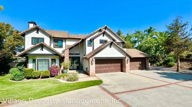 Building Photo - 5 br, 4 bath House - 2328 Via Del Aquacate