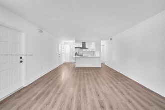 3265 Virginia St
