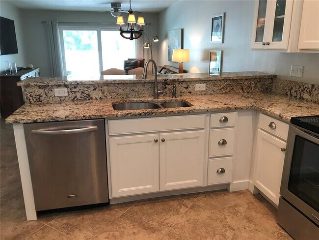 Foto del edificio - 540 Neptune Ave