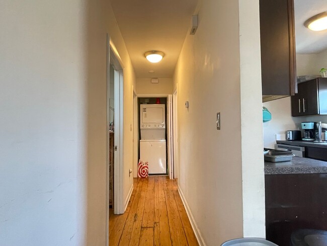 Foto del edificio - HOT ALLSTON LISTING!!!!