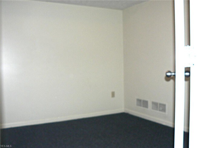 Foto del edificio - 2200 Noble Rd
