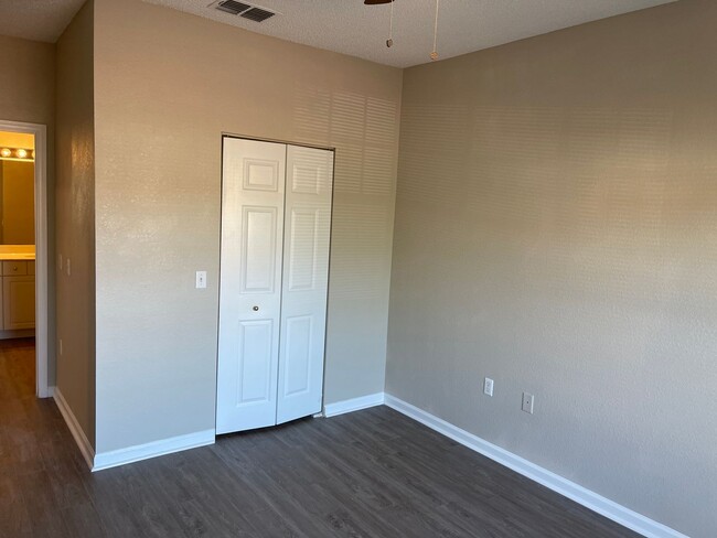 Building Photo - 521 Arbor Lakes Circle Freshly painted and...