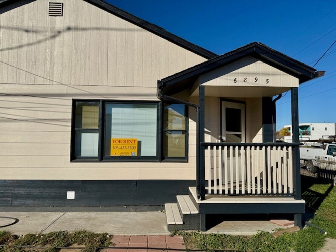 Primary Photo - Remodeled 2-Bedroom