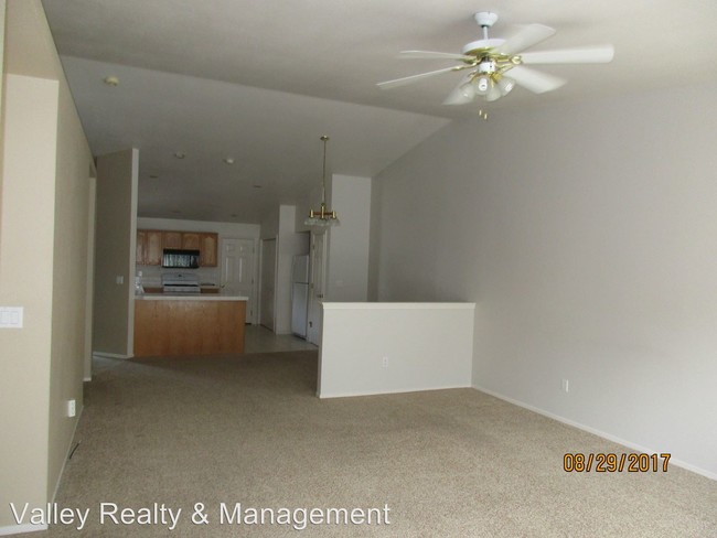 Building Photo - 3071 Doubletree Ln