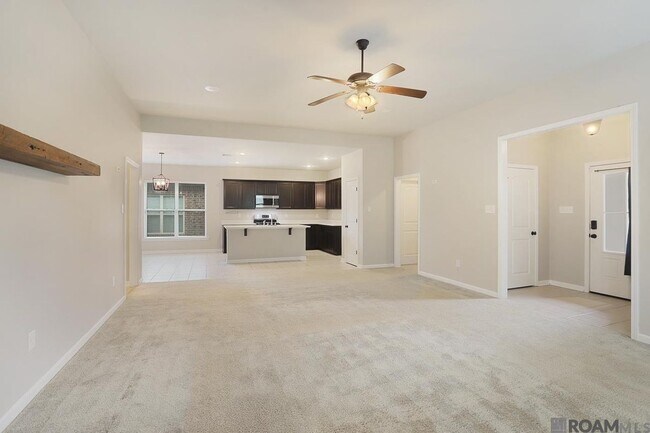 Foto del edificio - 42451 Baystone Ave