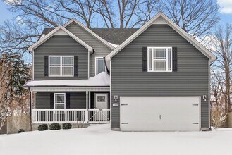 Building Photo - 1345 Sussex Dr