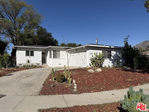 Building Photo - 11121 Parr Ave