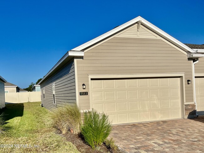 Building Photo - 7512 Chervil St