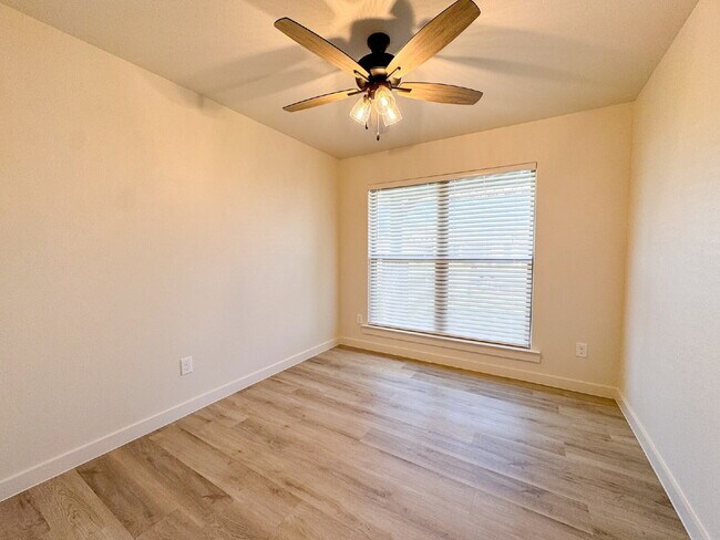 Foto del edificio - Brand-New Home in Escondido Crossing!