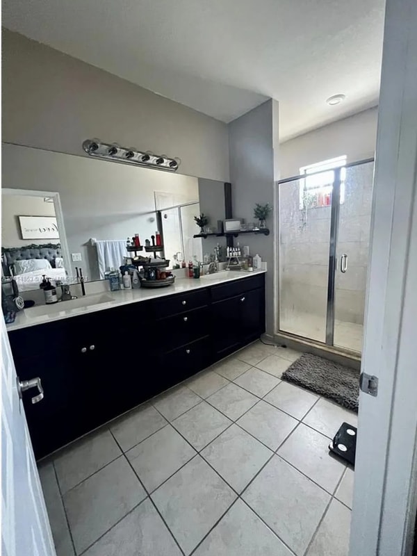 Foto del edificio - 11428 SW 252nd St