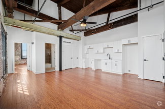 Building Photo - 2547 N Hancock St