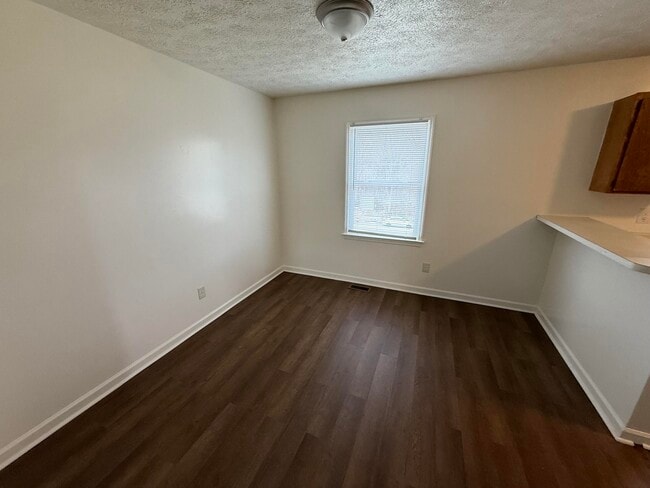 Foto del edificio - 2156 Deauville Dr