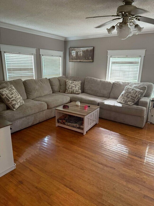 Foto del edificio - 123 Maplewood Ave SW