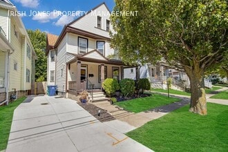 Building Photo - 24 Briggs Ave