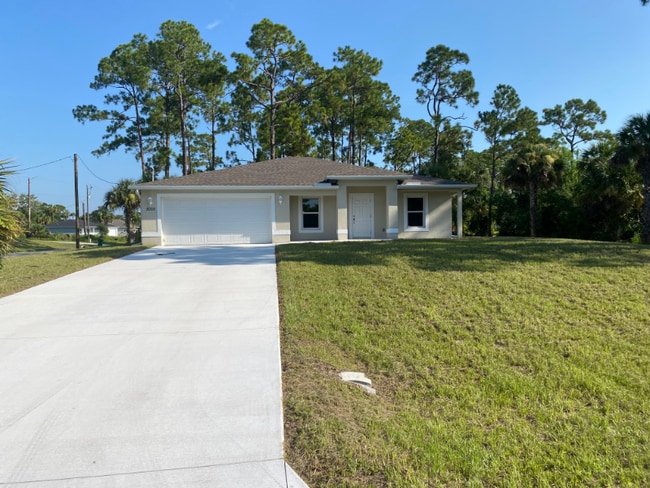 Building Photo - 5005 Tradewinds