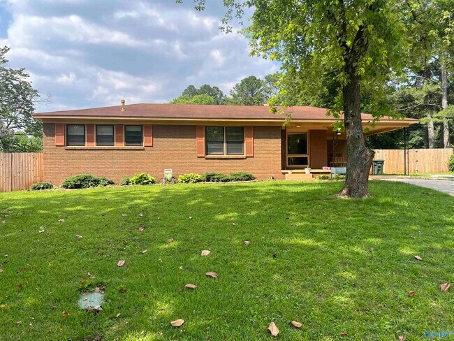 Building Photo - 3207 Tucker Dr NW