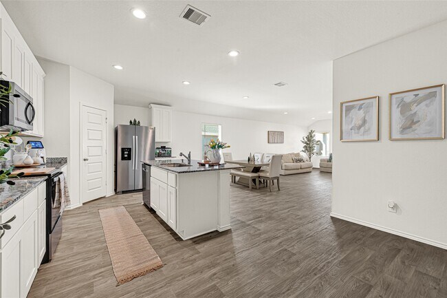 Foto del edificio - 2206 Laurel Bloom Ln