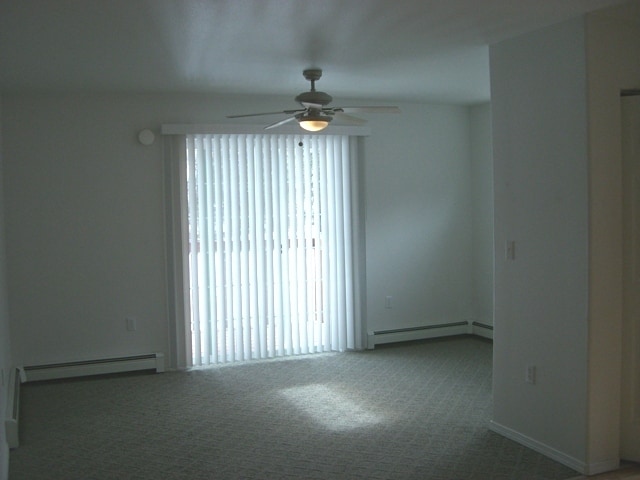 Foto del edificio - 1051 Lanark Dr