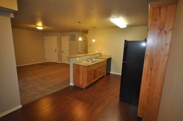 Foto del edificio - 1527 W Alexandra Ln