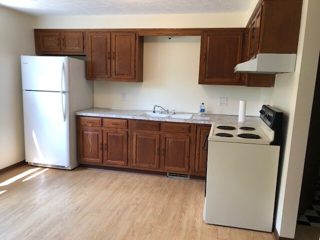 Foto del edificio - 2934 Thackeray Ave NW