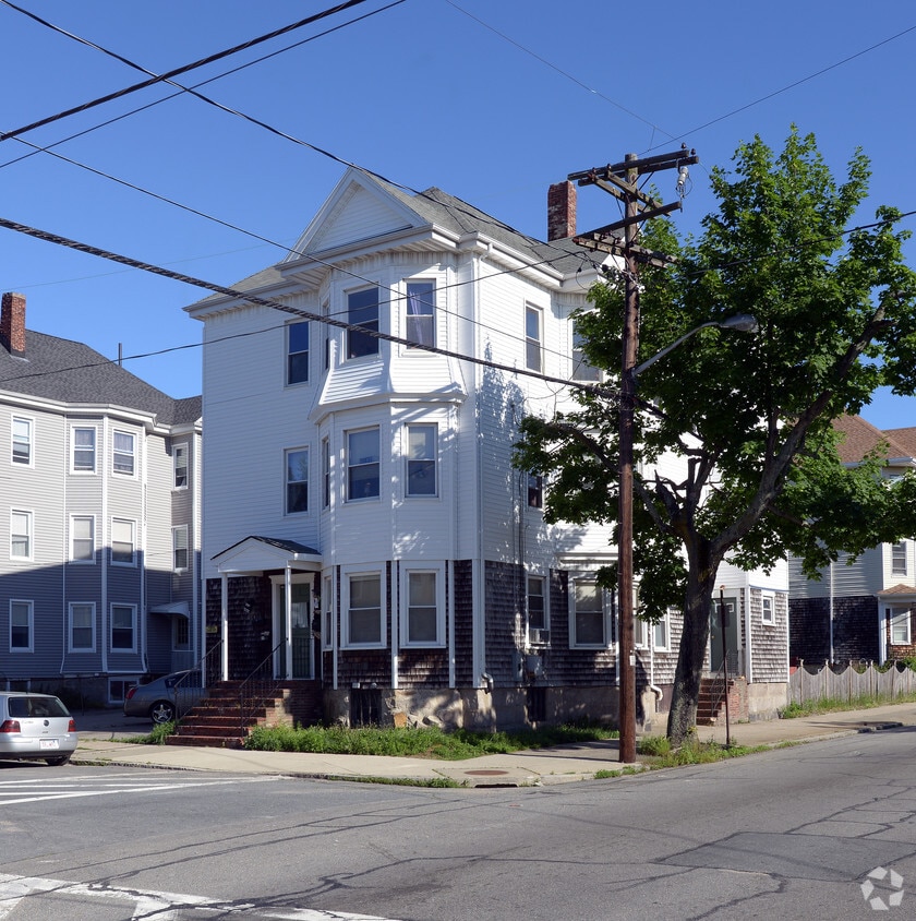 251 Phillips Ave, New Bedford, MA 02746 Apartments in New Bedford, MA