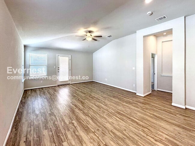 Foto del edificio - 5524 Bellissima Way