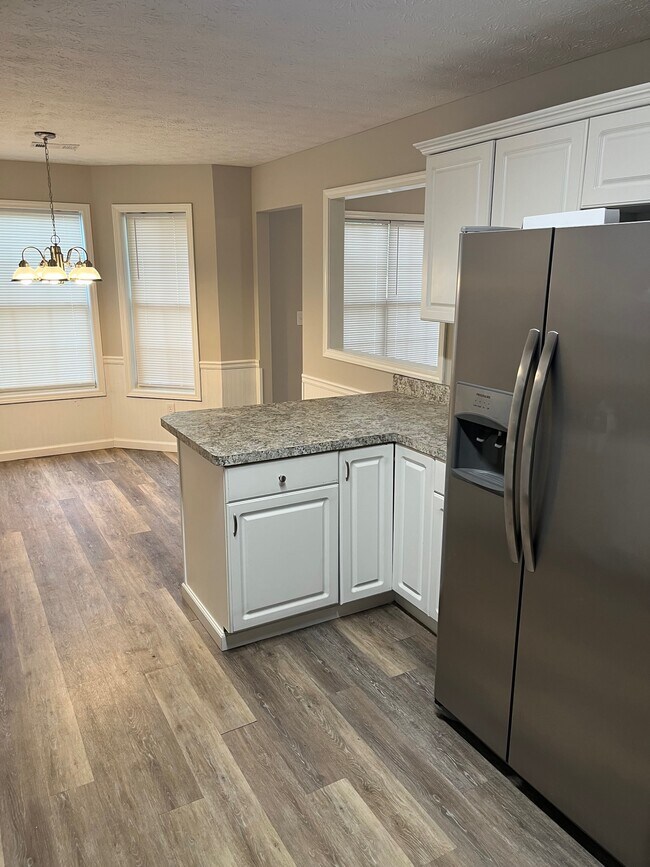 Kitchen - 45 Deep Springs Way