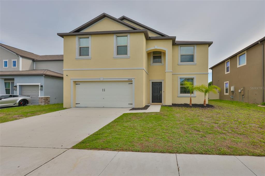 Foto principal - 9454 Channing Hill Dr