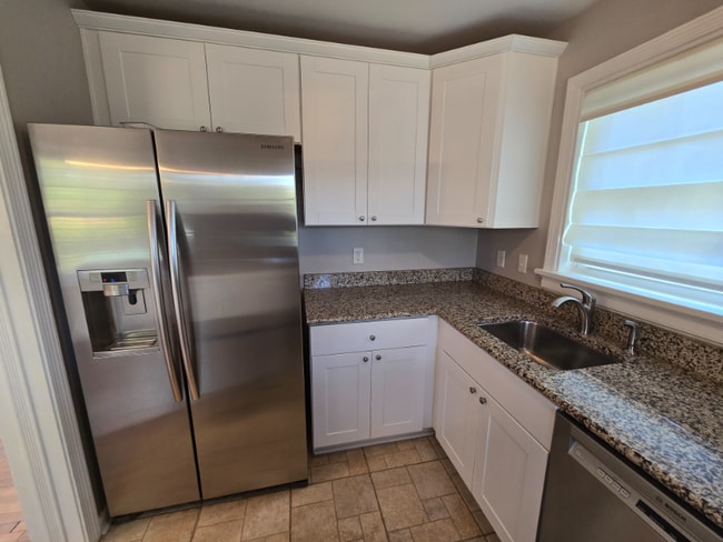 Foto del edificio - 8410 Holly Hill Rd