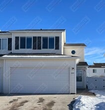 Building Photo - 3719 Blue Ave