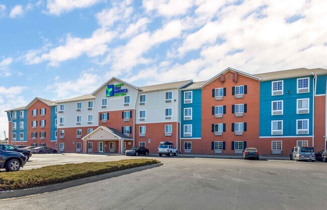 Building Photo - Furnished Studio-Denver - Aurora