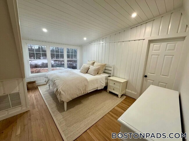 Foto del edificio - 127 Rockland St