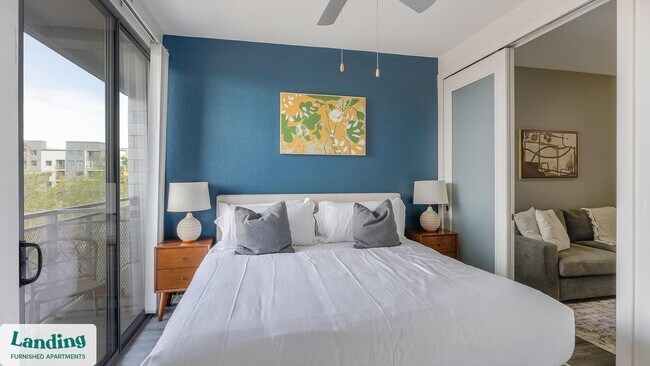 Foto del edificio - 1811 E Apache Blvd