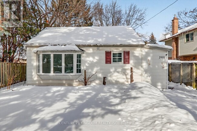 Building Photo - 208 Palmerston Ave