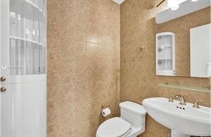 Building Photo - 20851 N Bay Rd